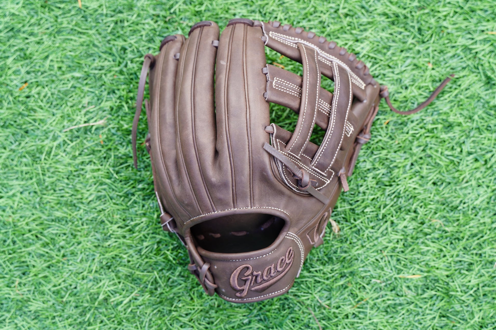 12.50" H-Web Outfield Grace Glove