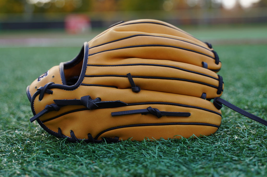 12.50" H-Web Outfield Grace Glove - Black/ Tan