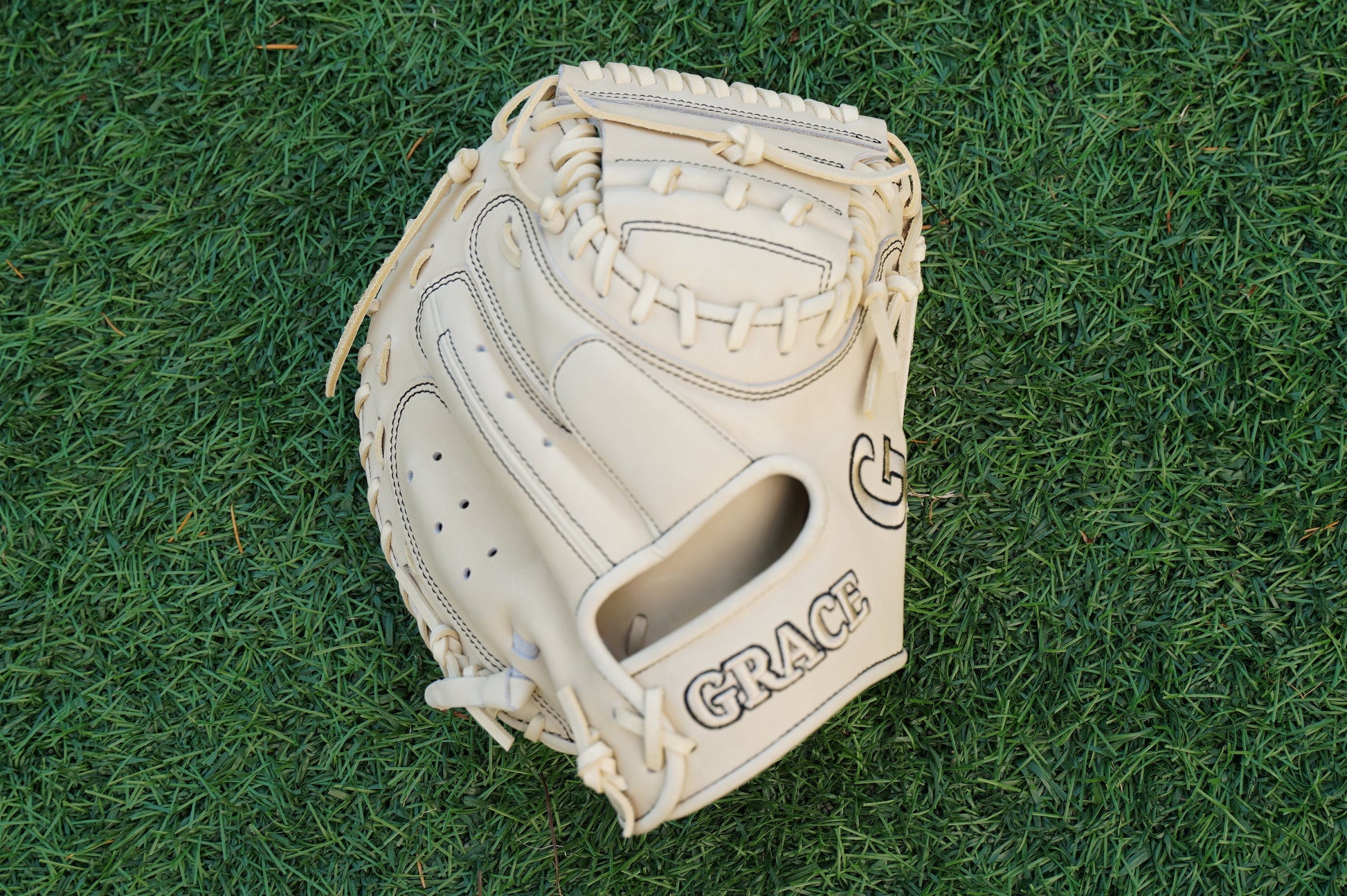 28.5" Catchers Pro Trainer - Grace Glove