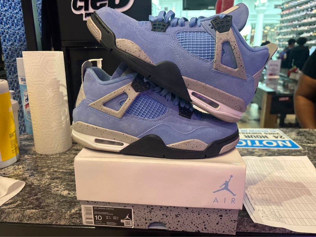 PRE OWNED Jordan 4 Retro University Blue
