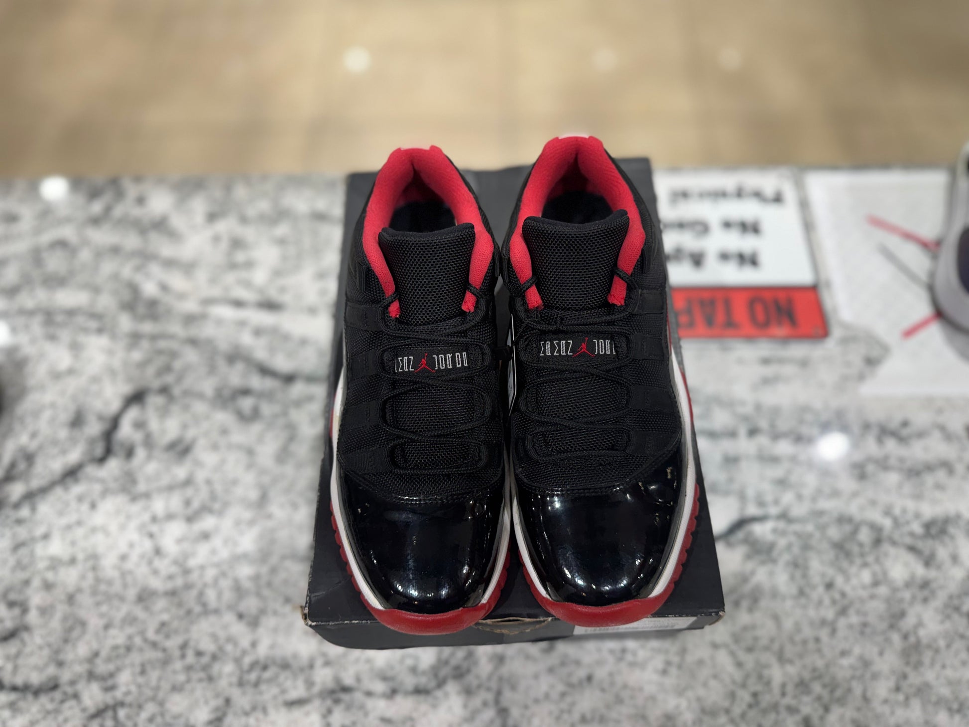 PRE OWNED Jordan 11 Retro Low Bred (GS)
