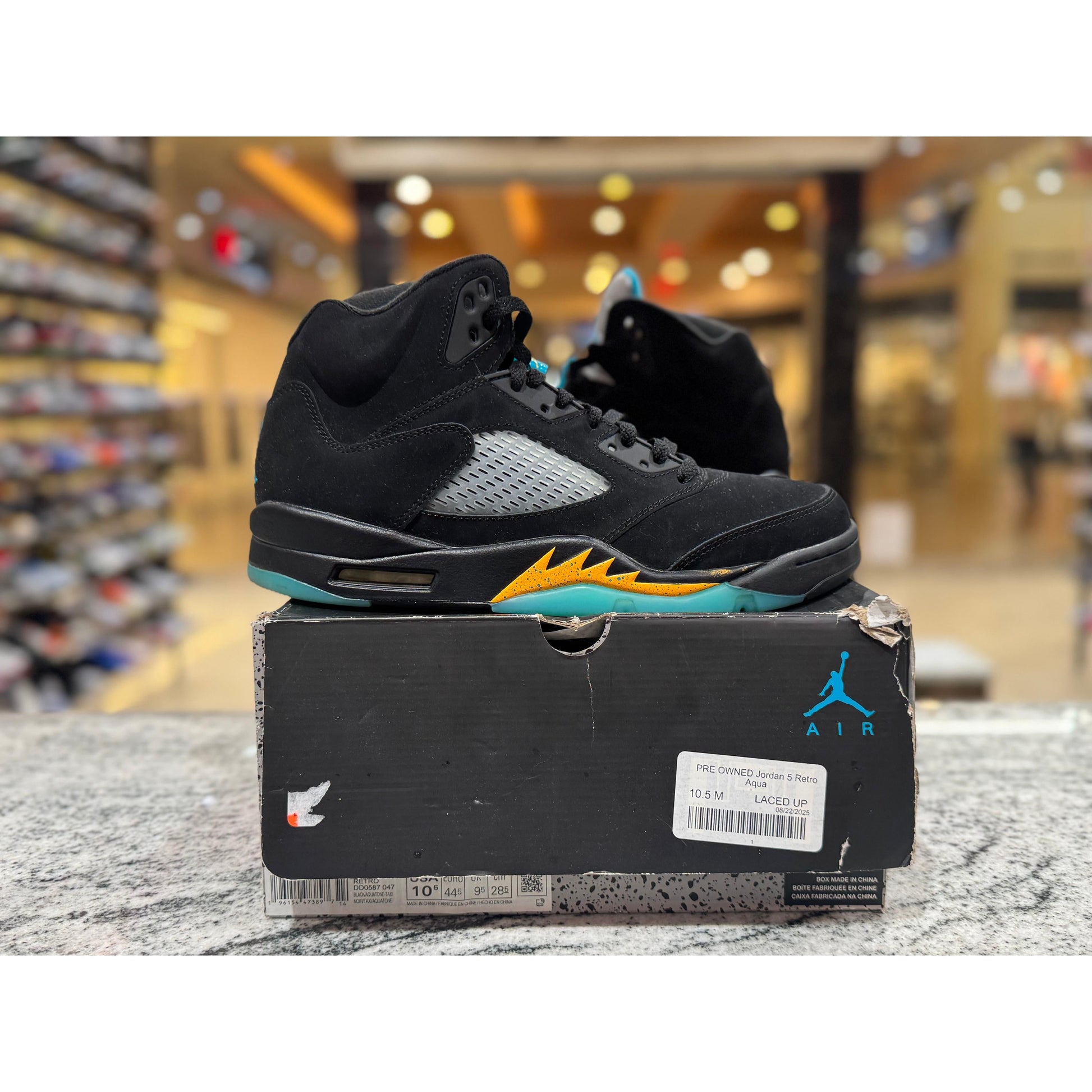 PRE OWNED Jordan 5 Retro Aqua