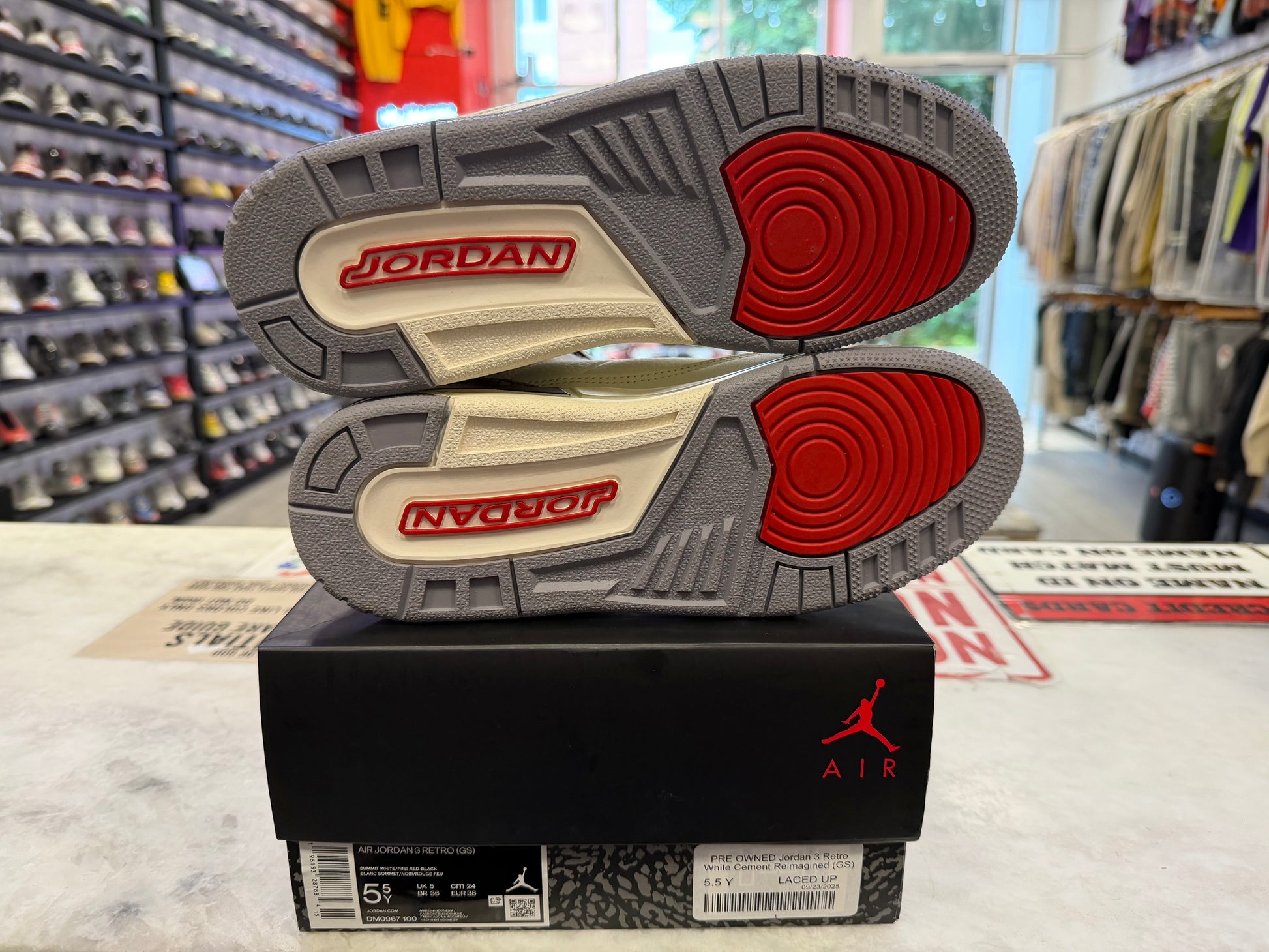 PRE OWNED Jordan 3 Retro White Cement Reimagined (GS)
