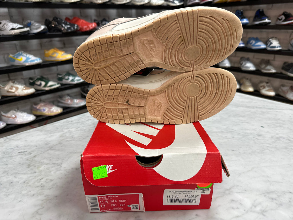 PRE OWNED Nike Dunk Low "Orange Pearl" (W)