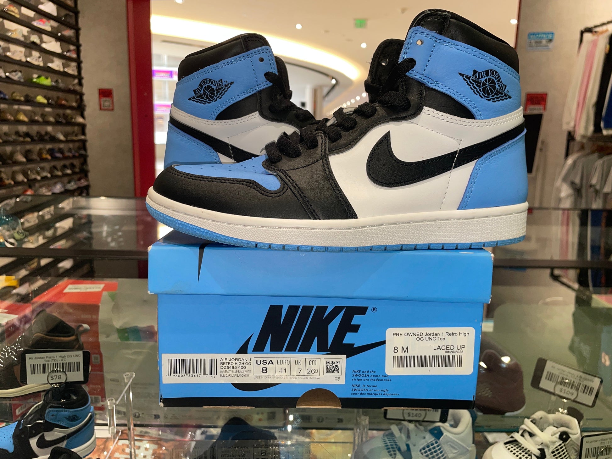 PRE OWNED Jordan 1 Retro High OG UNC Toe