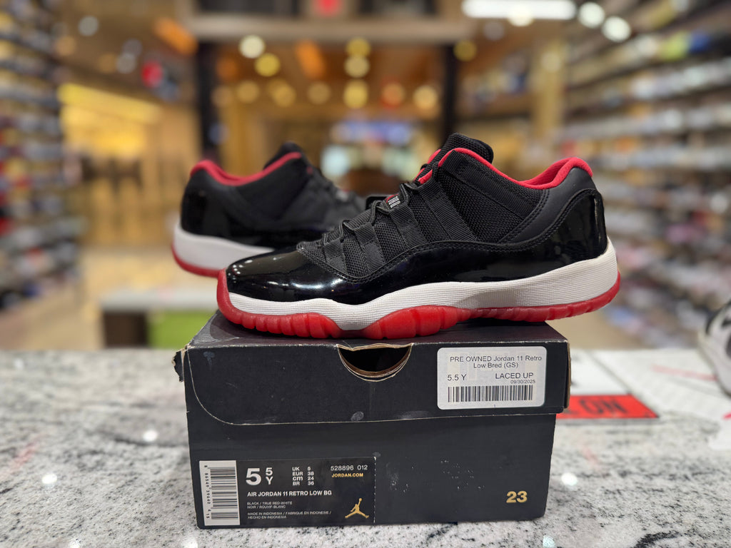 PRE OWNED Jordan 11 Retro Low Bred (GS)
