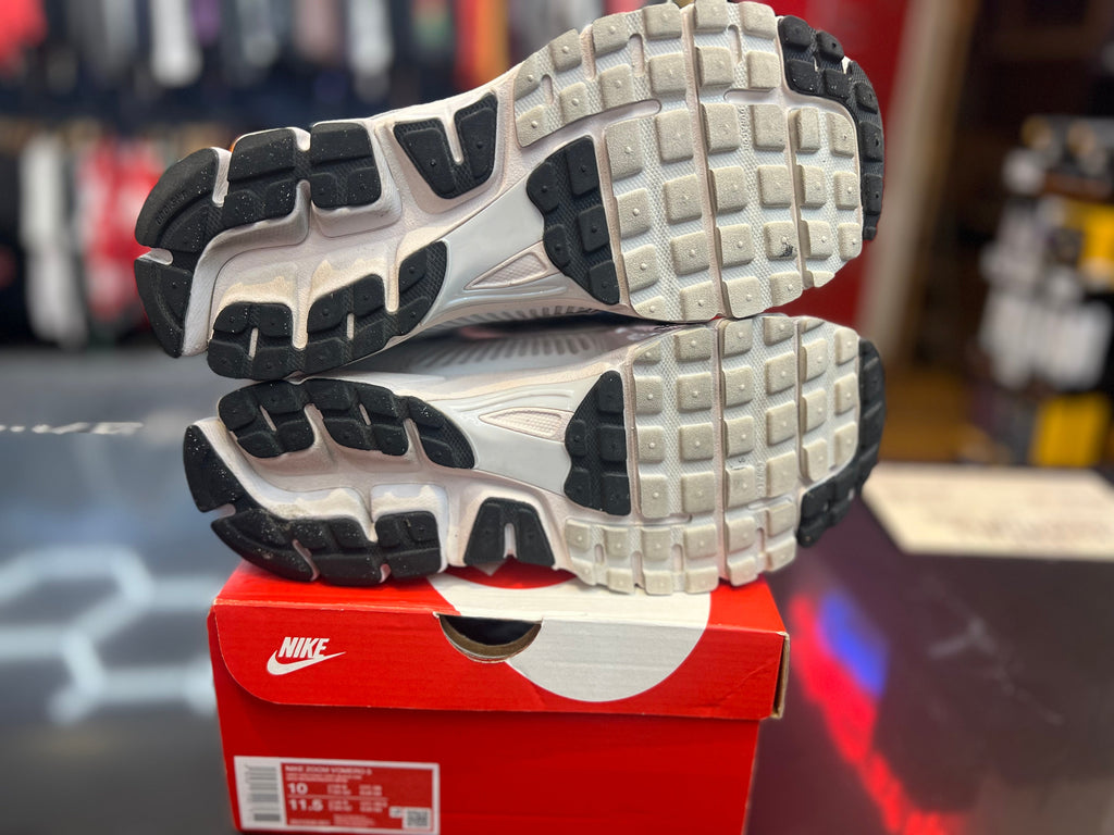 PRE OWNED Nike Zoom Vomero 5 SP Vast Grey (2019/2023)
