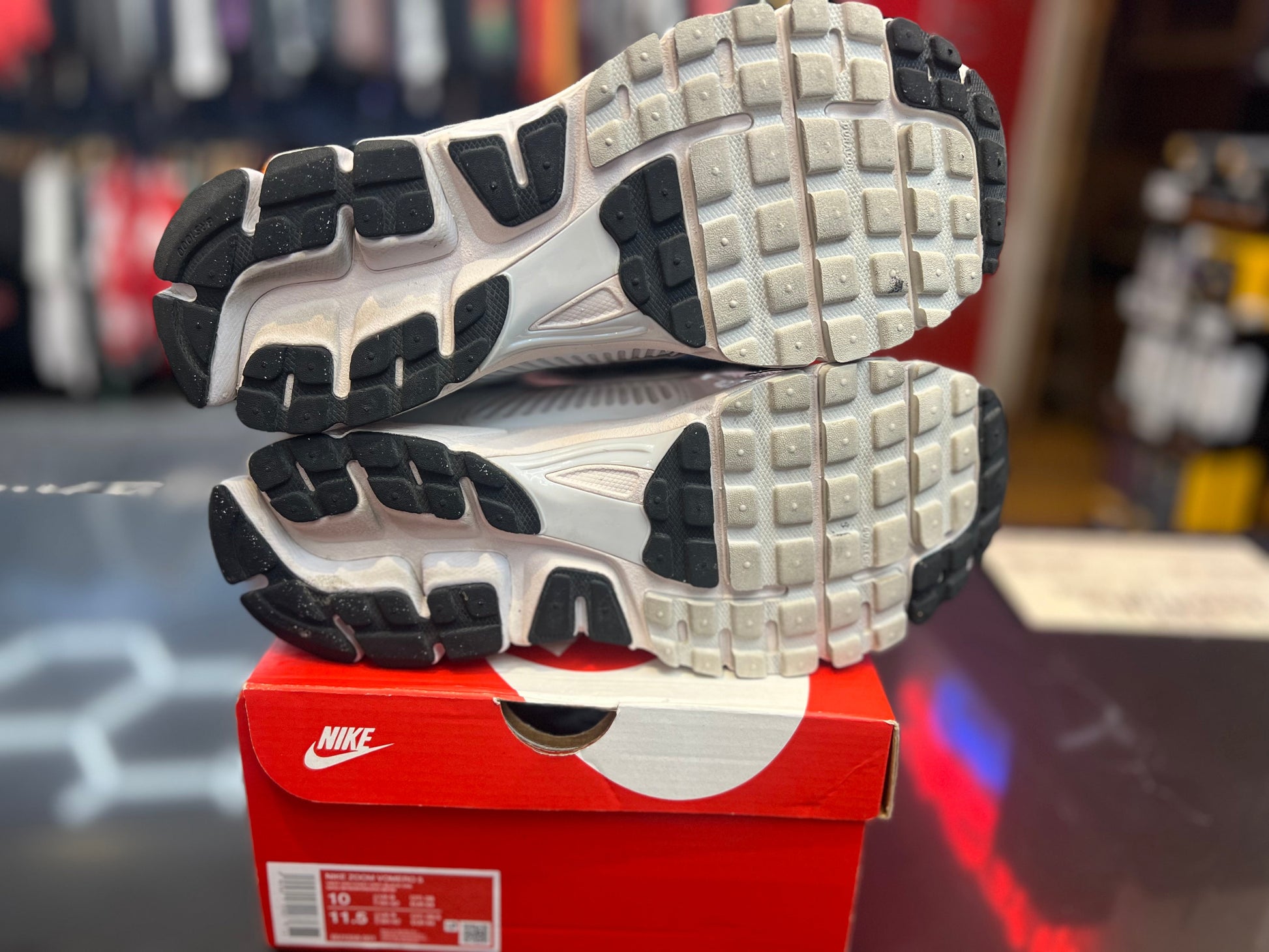 PRE OWNED Nike Zoom Vomero 5 SP Vast Grey (2019/2023)