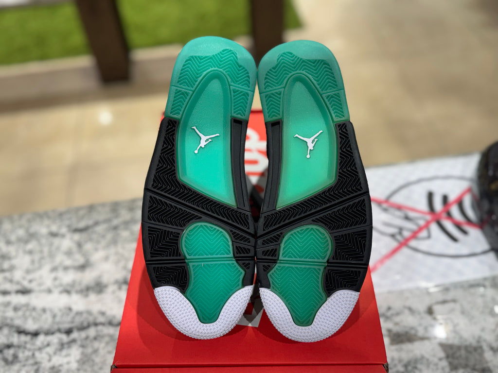 Air Jordan Retro 4 “Teal” *No Box*