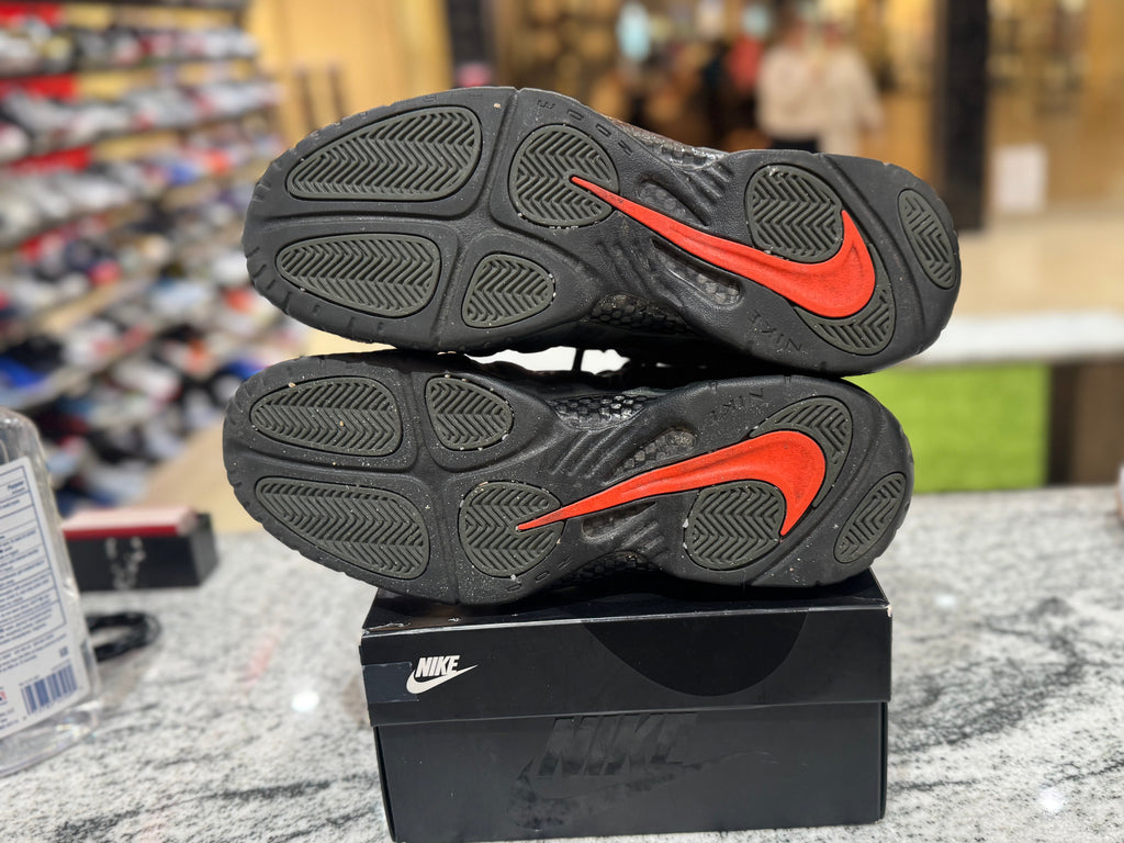 PRE OWNED Nike Air Foamposite Pro Sequoia