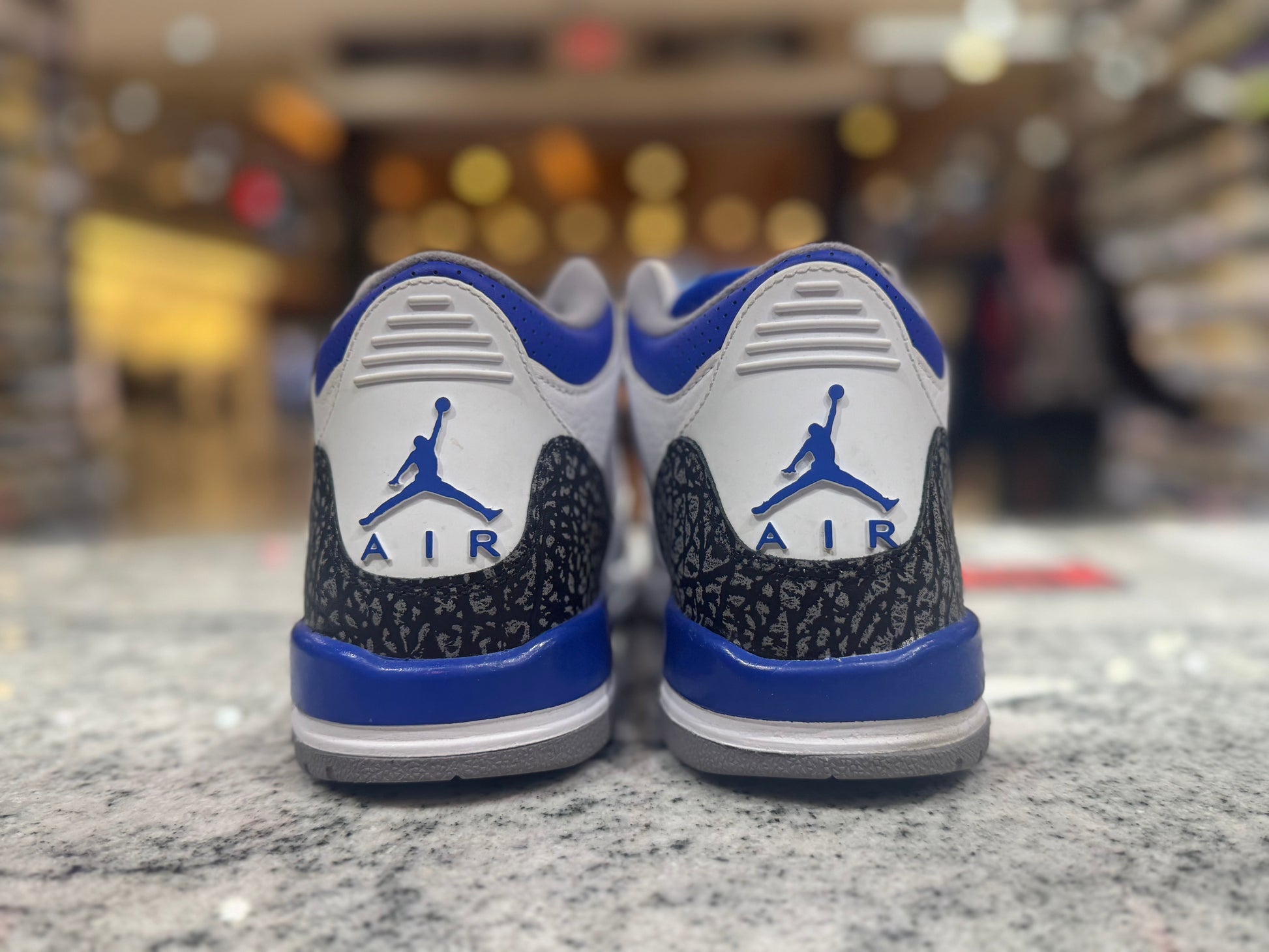PRE OWNED Air Jordan Retro 3 “Racer Blue” (GS)