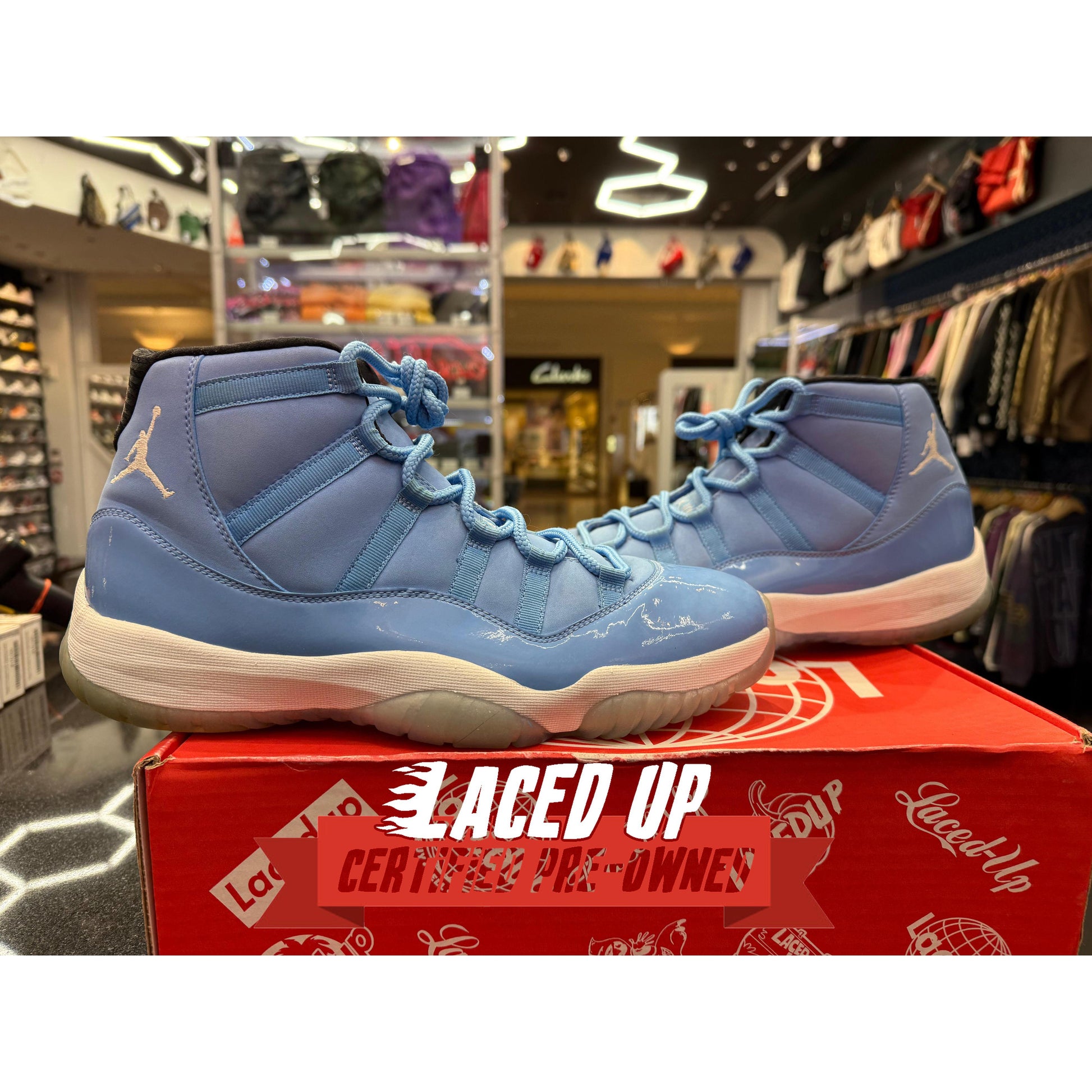 PRE OWNED Jordan 11 Retro Pantone