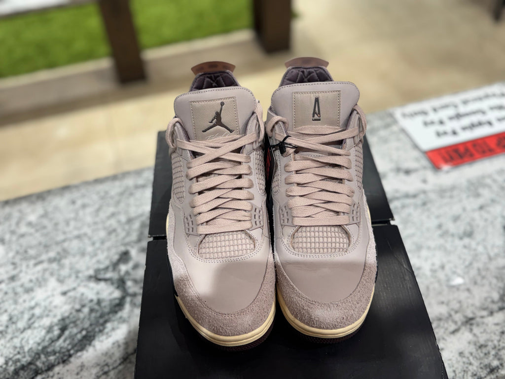 PRE OWNED Jordan 4 Retro OG SP A Ma Maniére While You Were Sleeping (Women's)