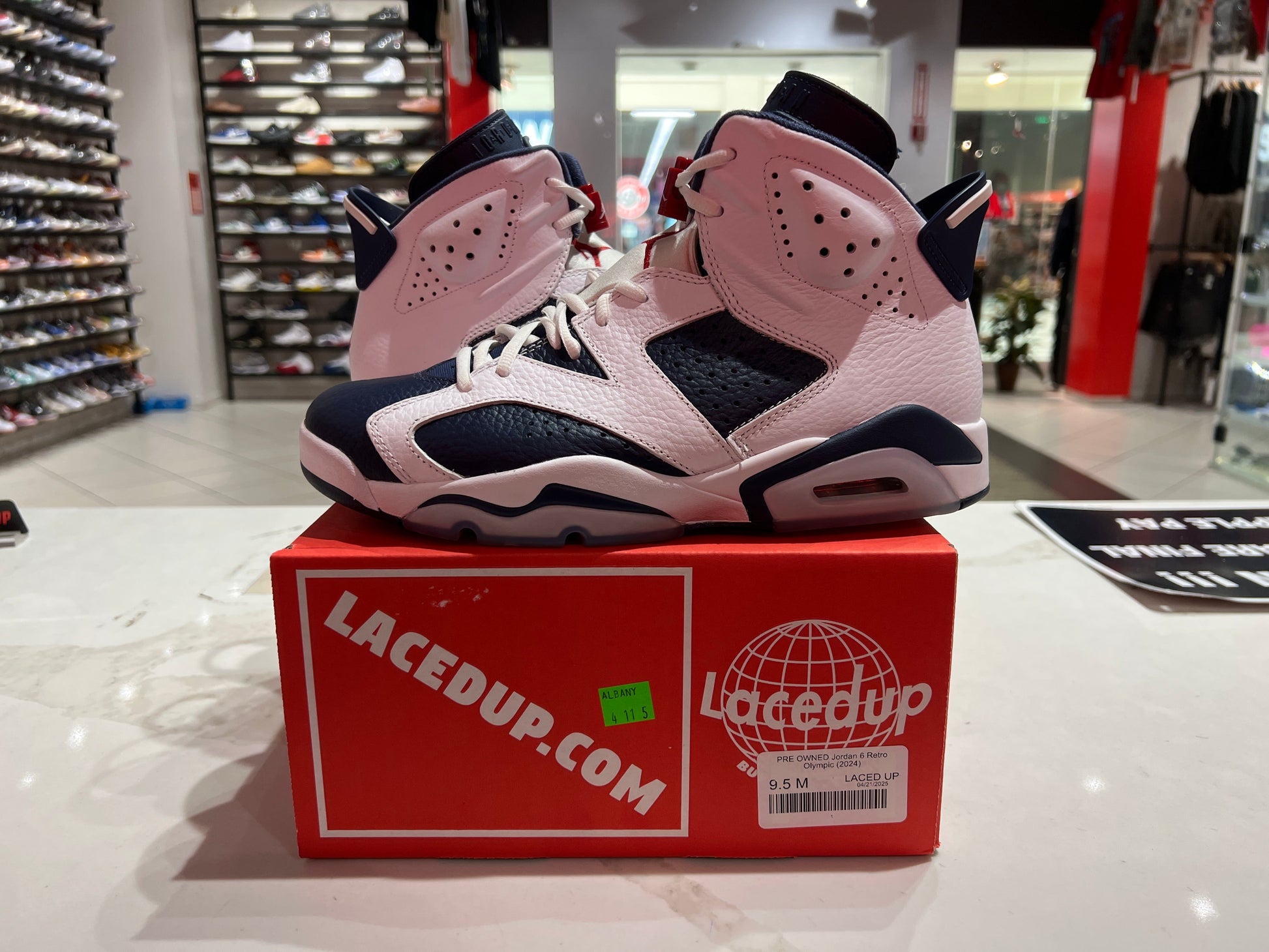 PRE OWNED Jordan 6 Retro Olympic (2024)