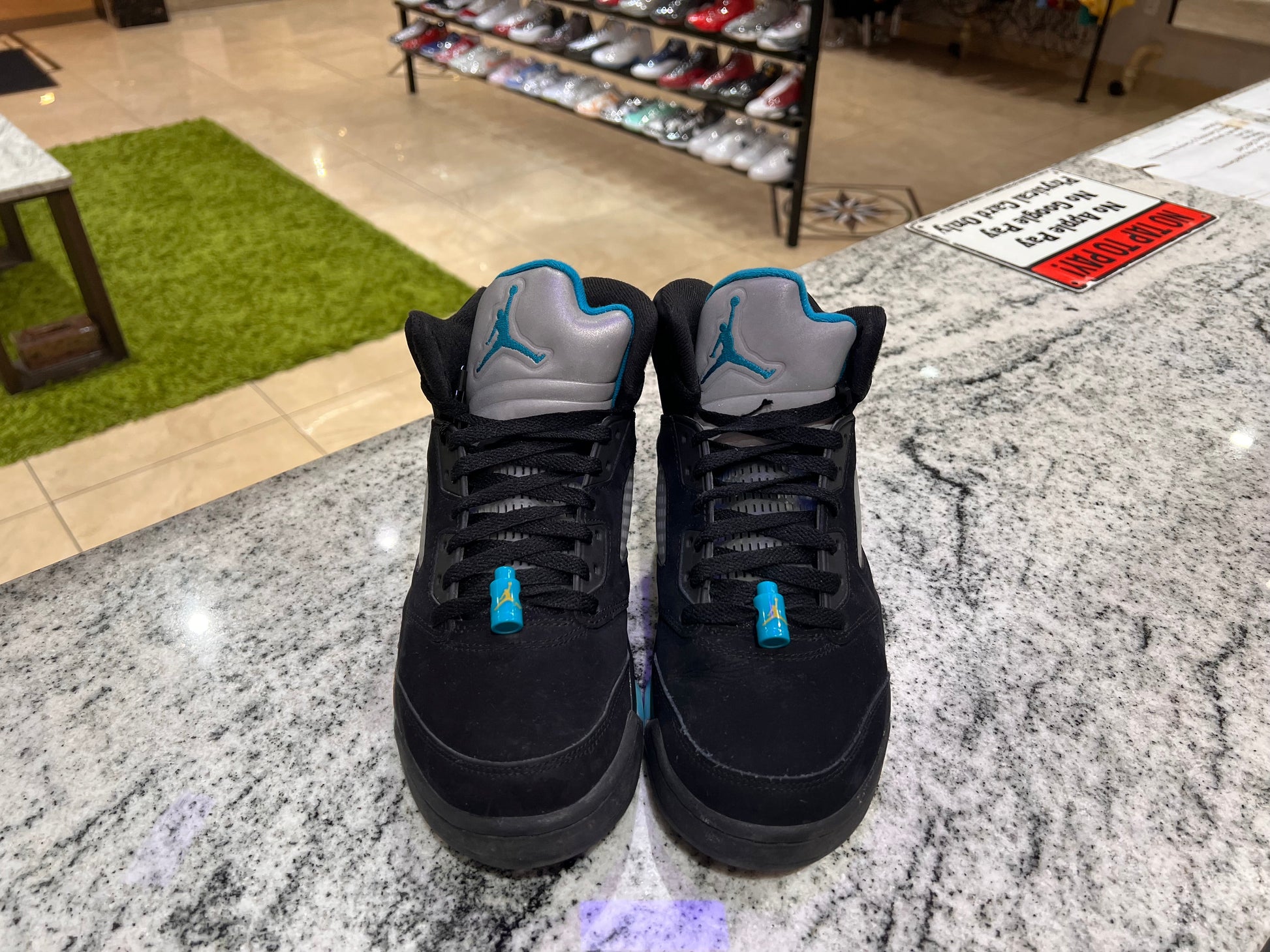 PRE OWNED Jordan 5 Retro Aqua