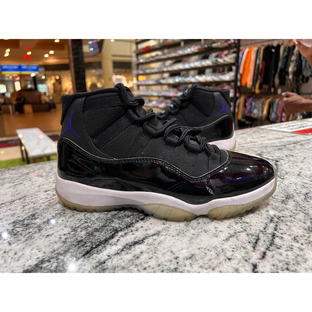 PRE OWNED Jordan 11 Retro Space Jam (2016) No Box