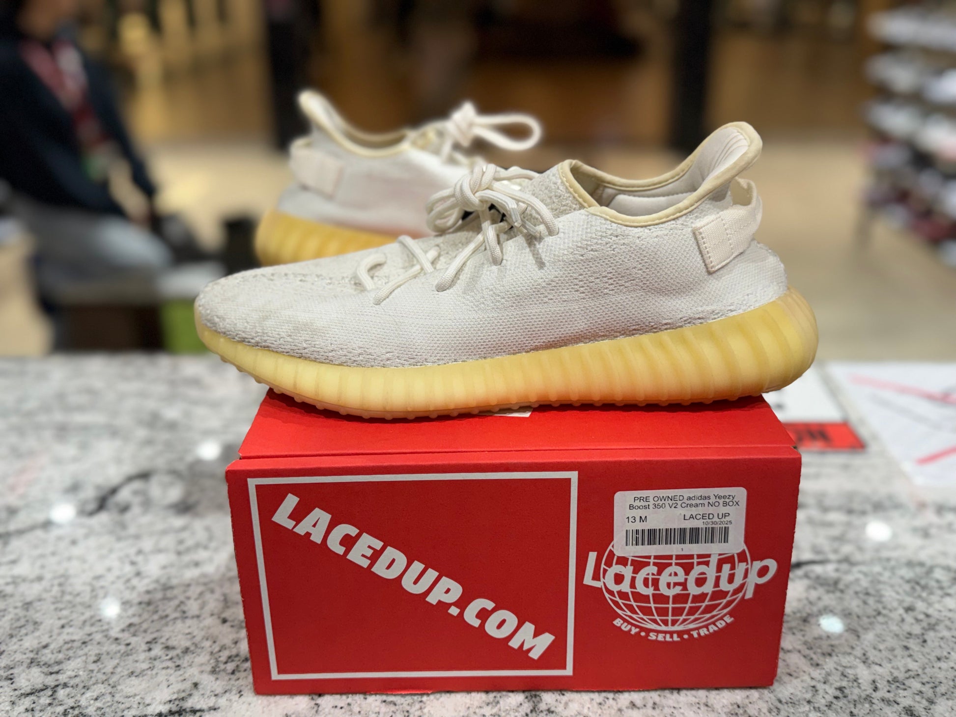 PRE OWNED adidas Yeezy Boost 350 V2 Cream NO BOX