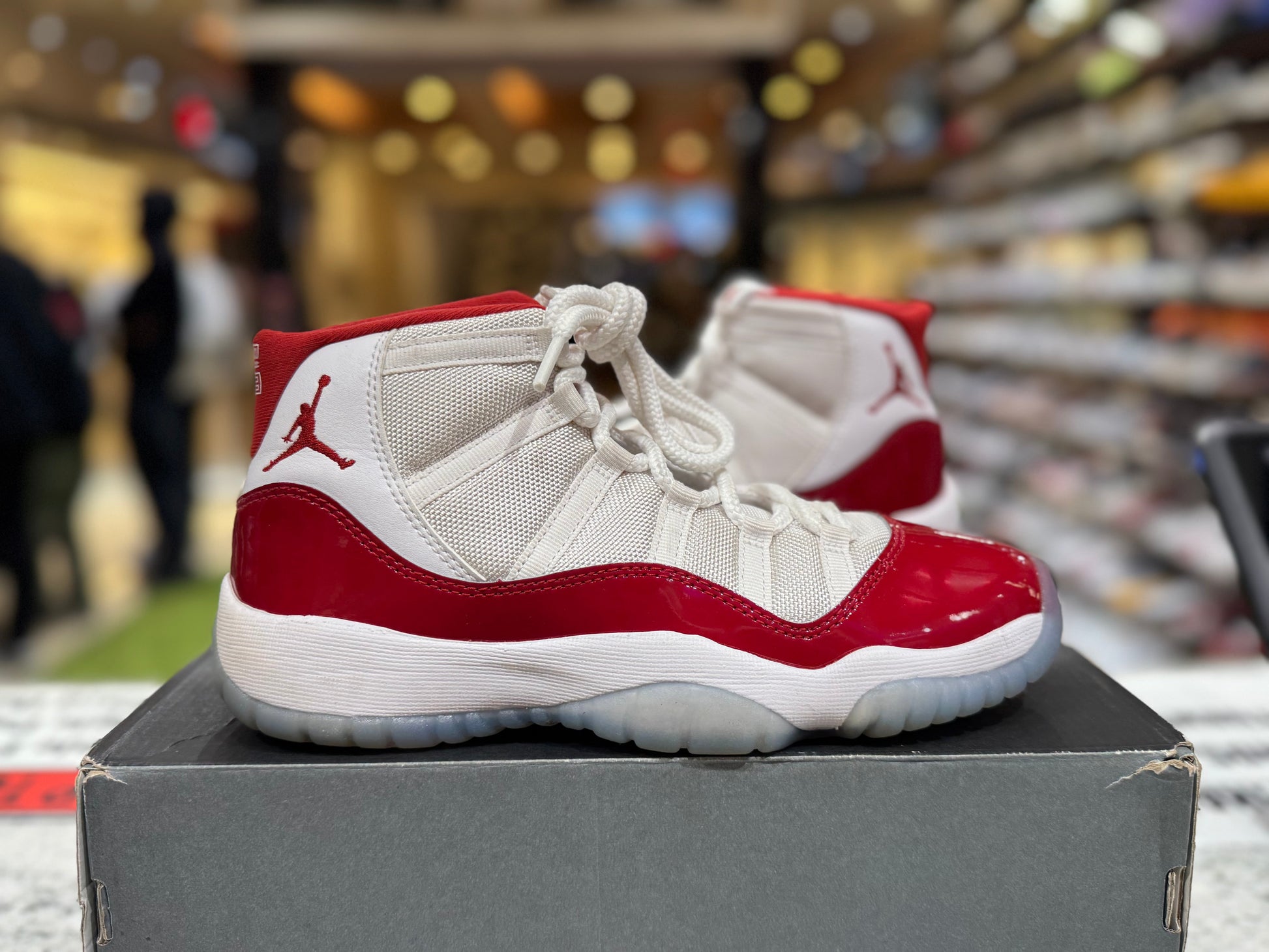 PRE OWNED Air Jordan Retro 11 “Cherry”