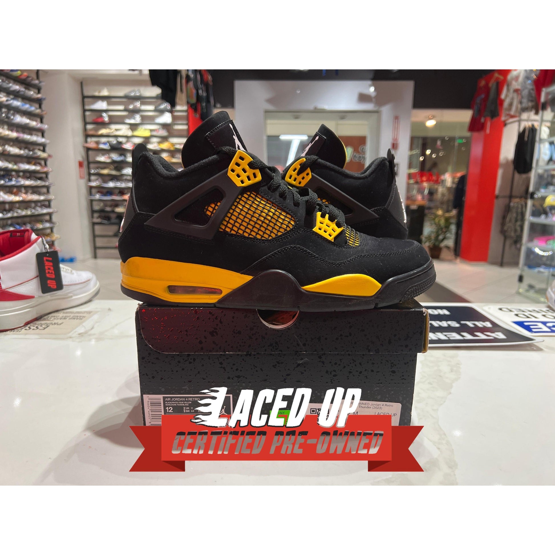 PRE OWNED Jordan 4 Retro Thunder (2023)