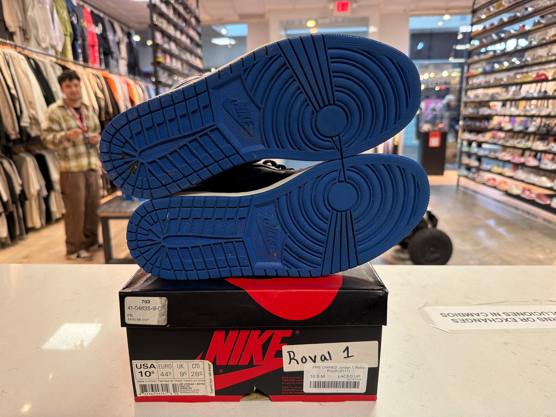 PRE OWNED Jordan 1 Retro Royal (2017)