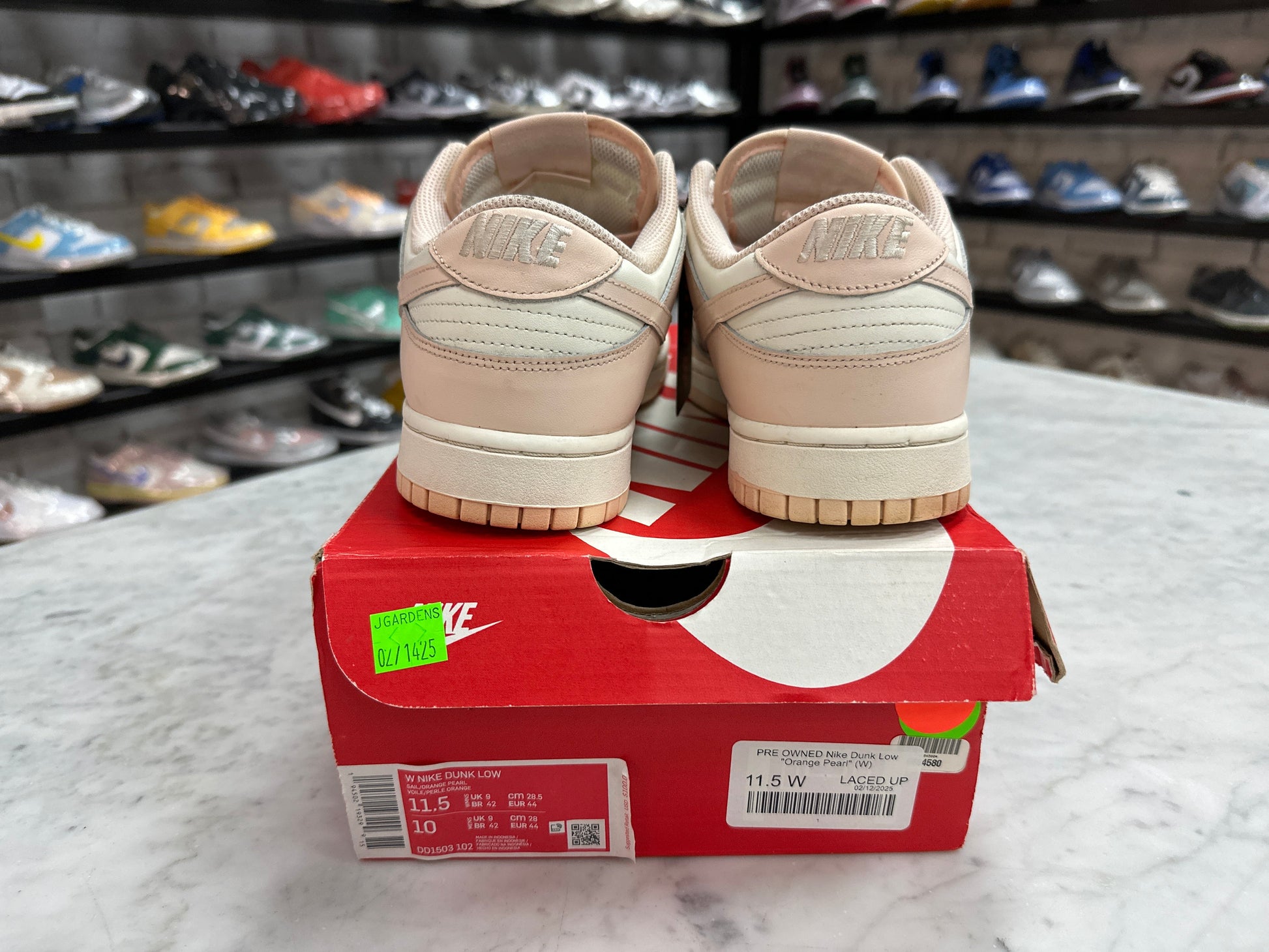 PRE OWNED Nike Dunk Low "Orange Pearl" (W)