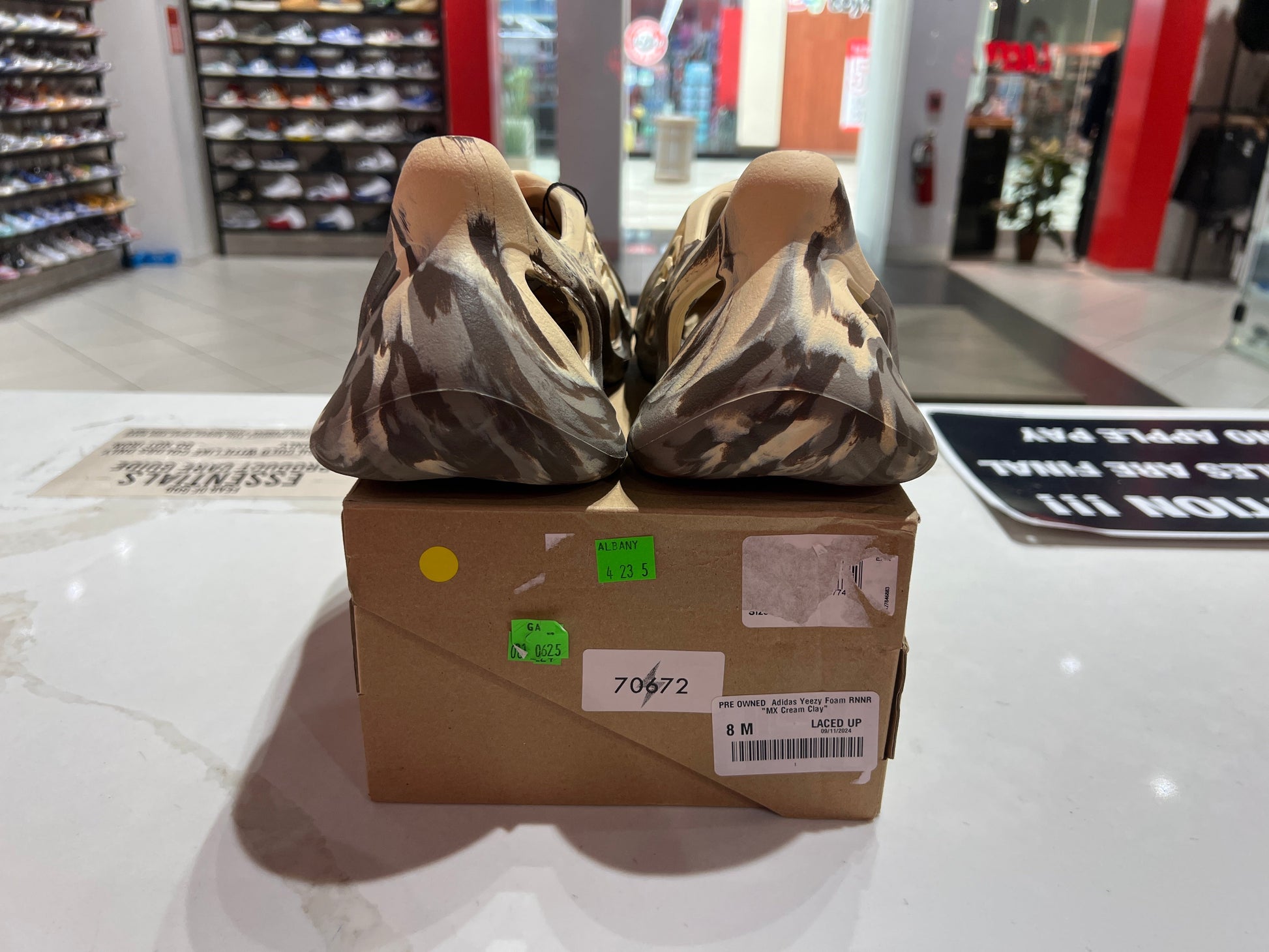 PRE OWNED  Adidas Yeezy Foam RNNR "MX Cream Clay"