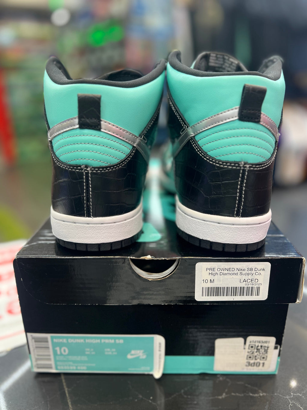 PRE OWNED Nike SB Dunk High Diamond Supply Co.