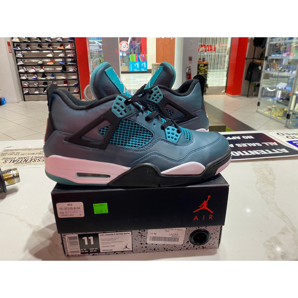 PRE OWNED Jordan 4 Retro Teal