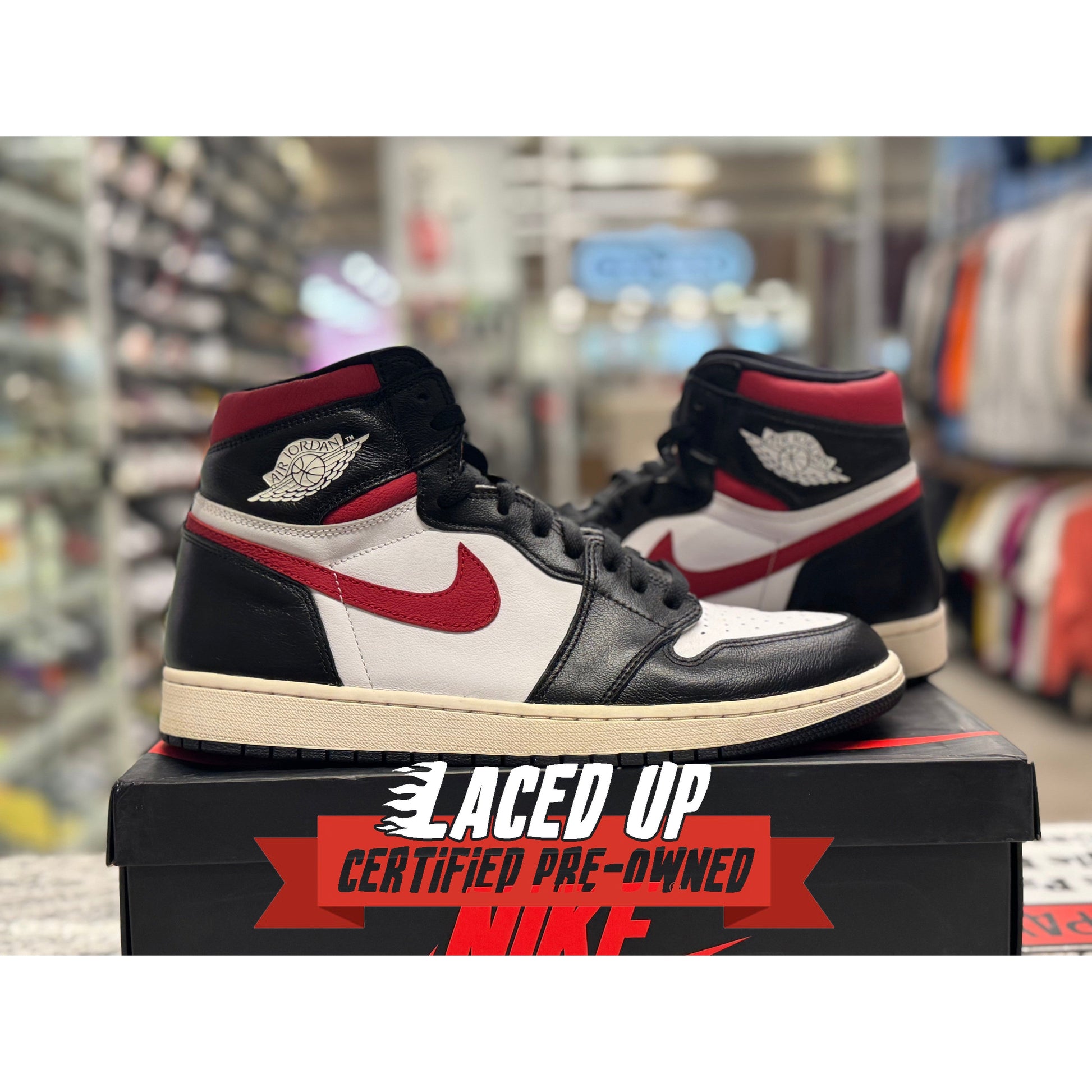 PRE OWNED  Air Jordan Retro 1 "Black Gym Red"