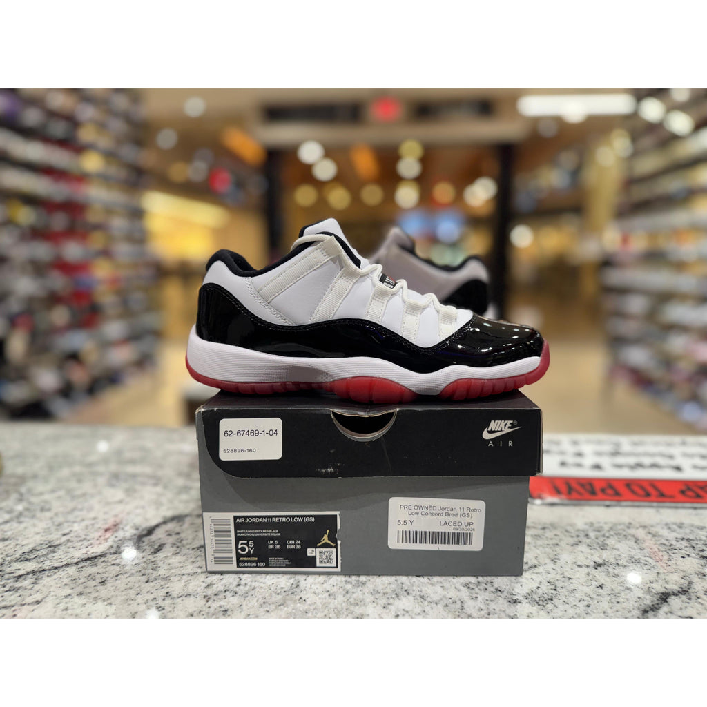 PRE OWNED Jordan 11 Retro Low Concord Bred (GS)