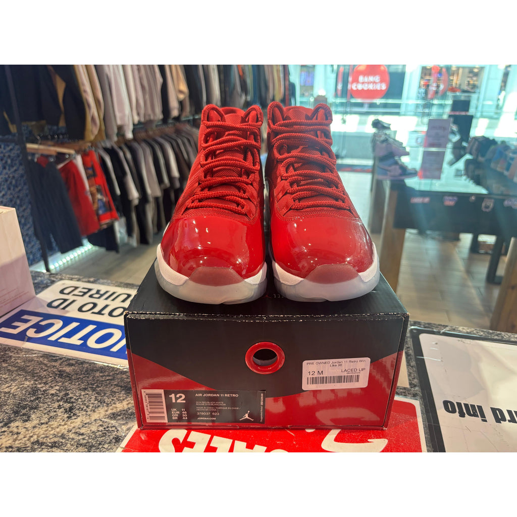 PRE OWNED Jordan 11 Retro Win Like 96