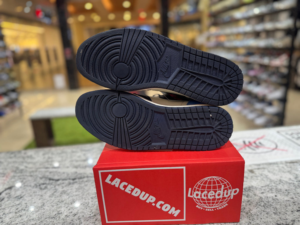 PRE OWNED Jordan 1 Retro High Obsidian No Box