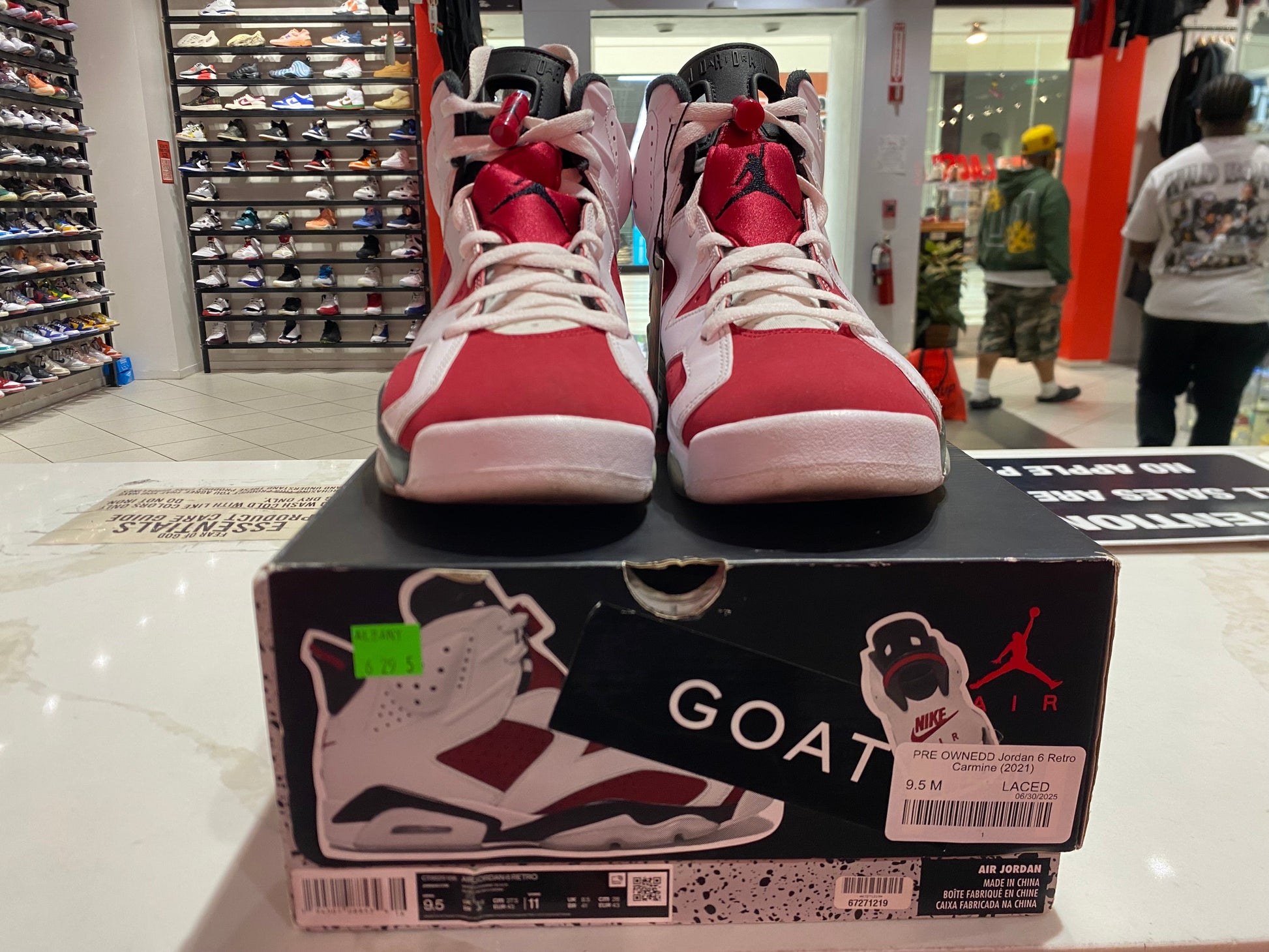PRE OWNED Jordan 6 Retro Carmine (2021)