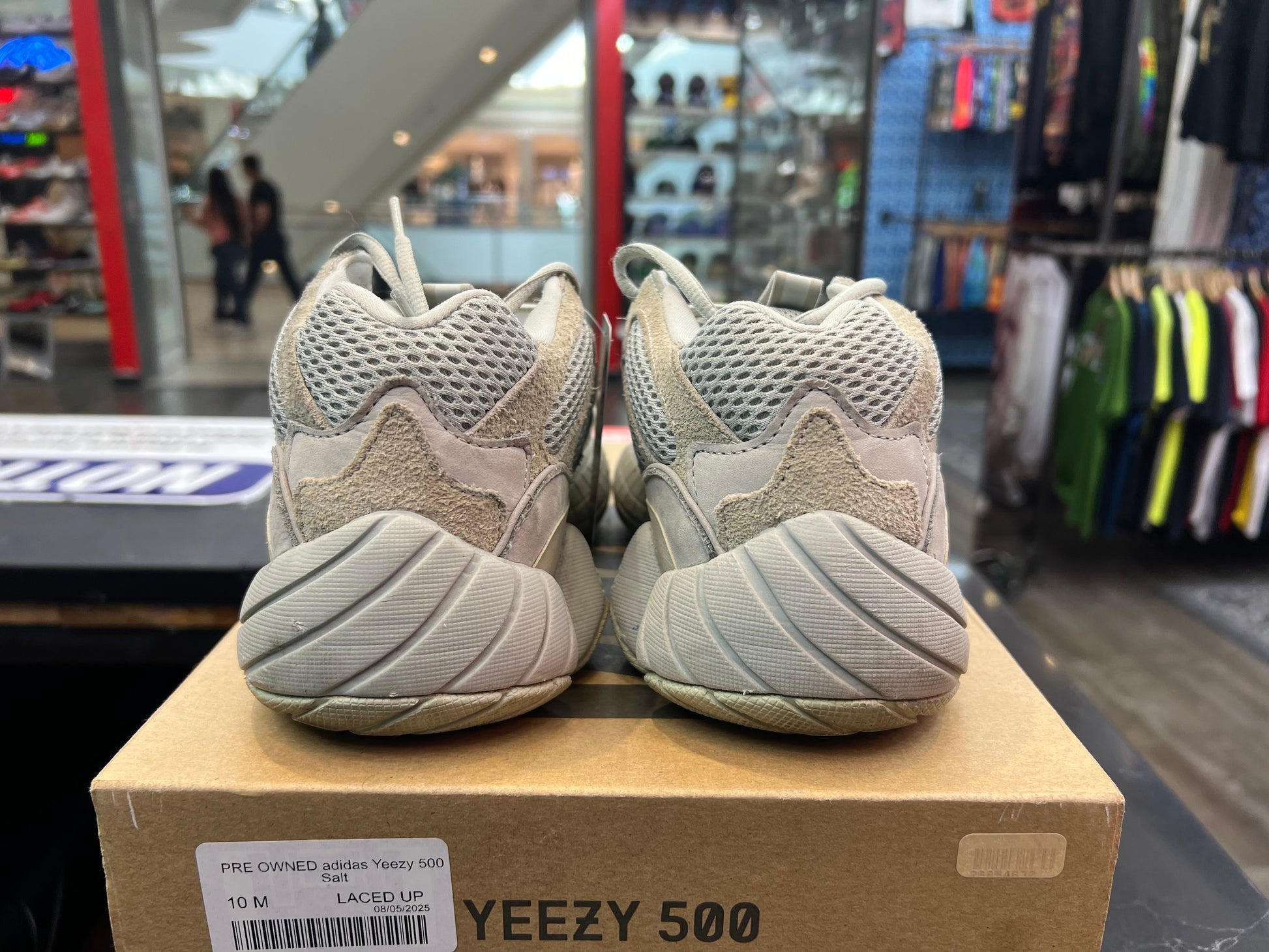 PRE OWNED adidas Yeezy 500 Salt