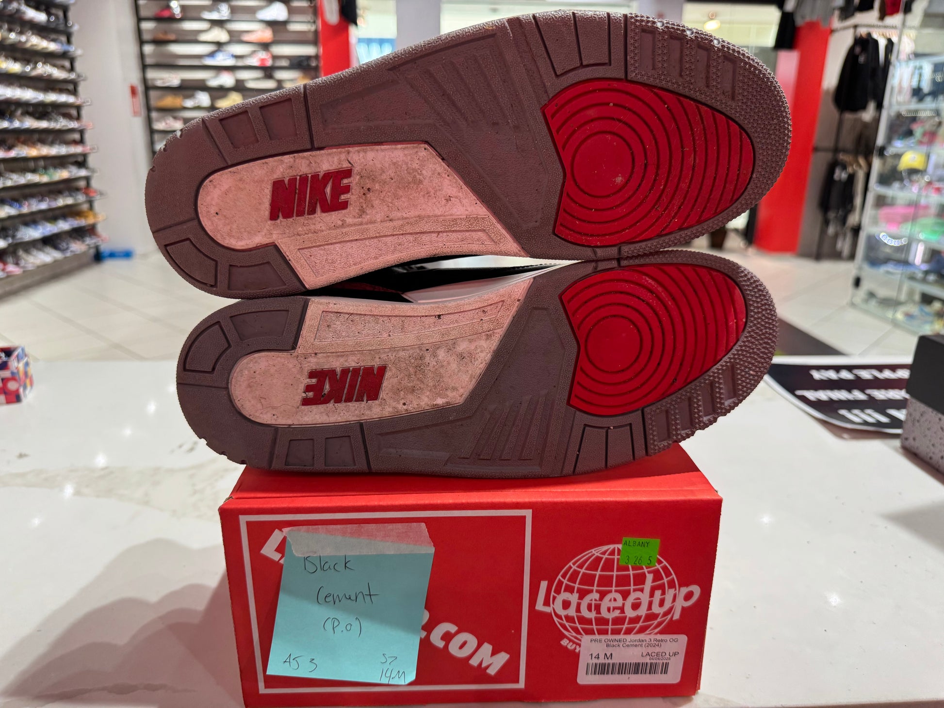 PRE OWNED Jordan 3 Retro OG Black Cement (2024)