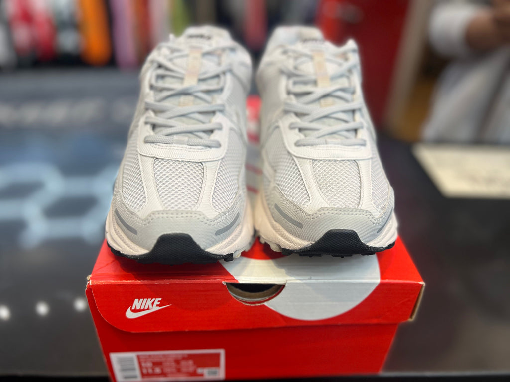 PRE OWNED Nike Zoom Vomero 5 SP Vast Grey (2019/2023)