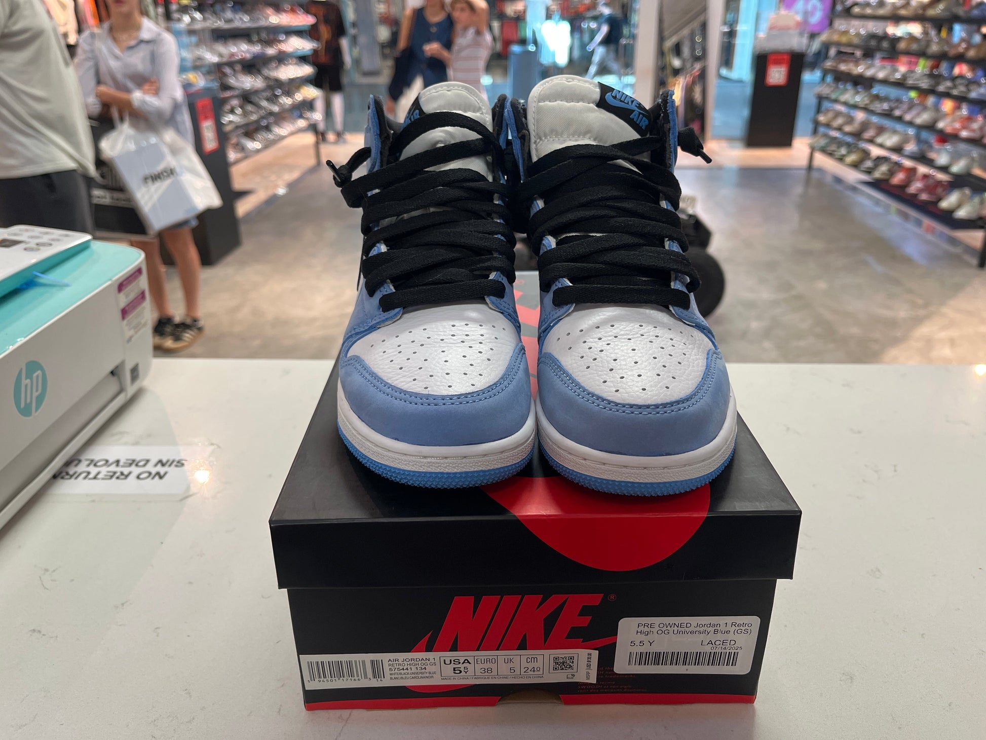 PRE OWNED Jordan 1 Retro High OG University Blue (GS)