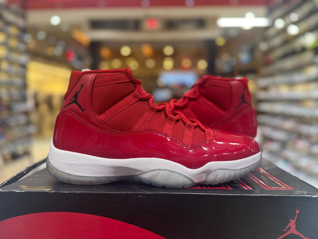 PRE OWNED Air Jordan Retro 11 “Win Like 96”