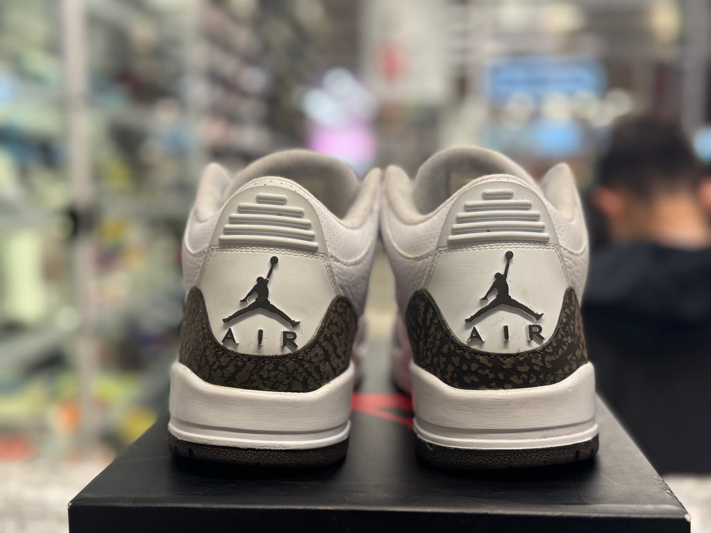PRE OWNED Air jordan Retro 3 "Mocha"