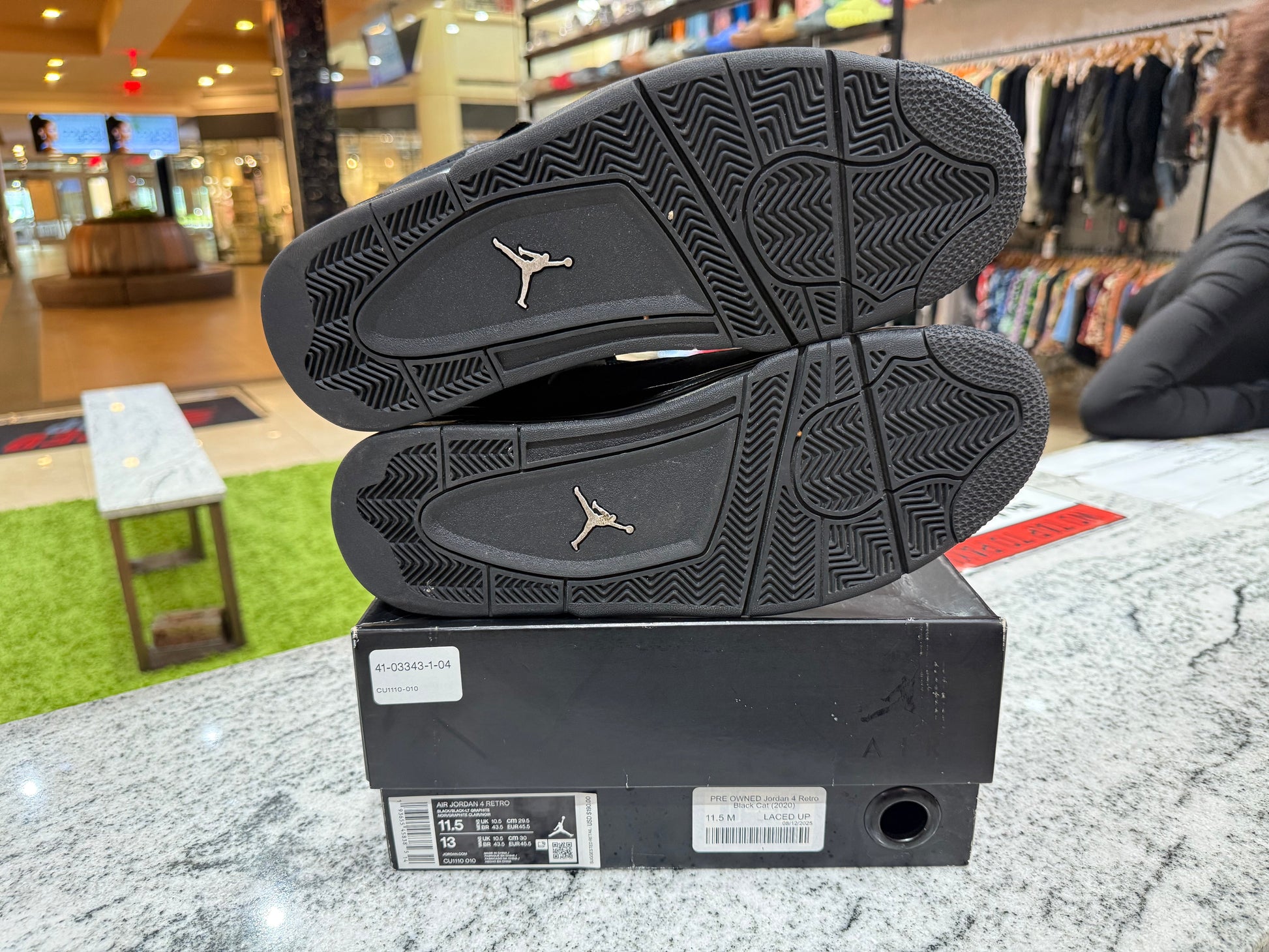 PRE OWNED Jordan 4 Retro Black Cat (2020)