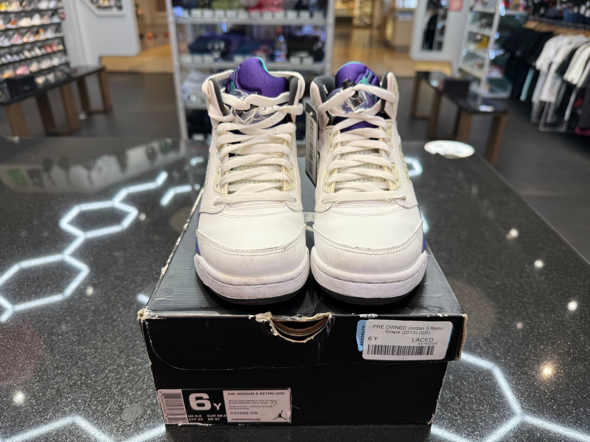 PRE OWNED Jordan 5 Retro Grape (2013) (GS)