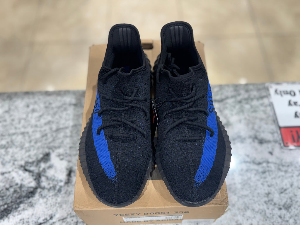 PRE OWNED adidas Yeezy Boost 350 V2 Dazzling Blue