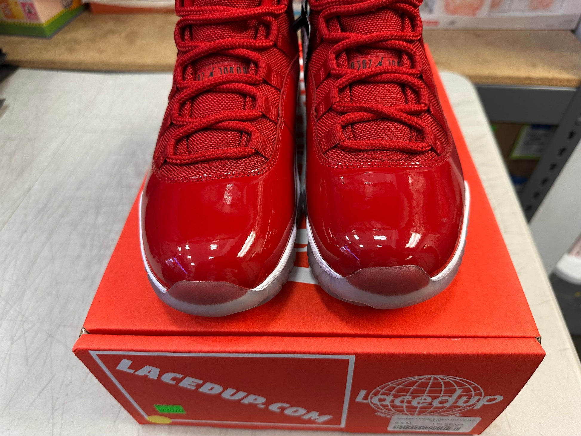 Jordan 11 Retro Win Like 96 NO BOX