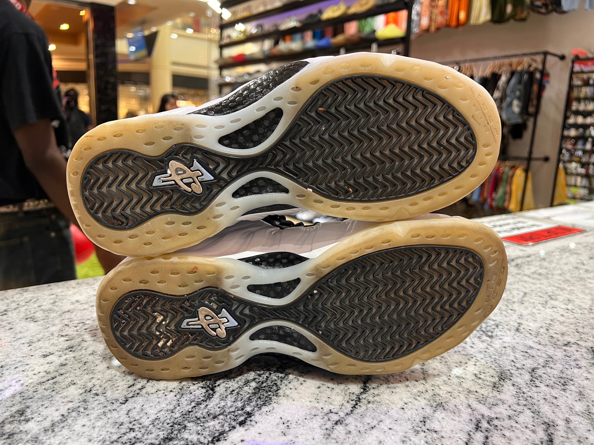 PRE OWNED Nike Air Foamposite One Penny PE NO BOX