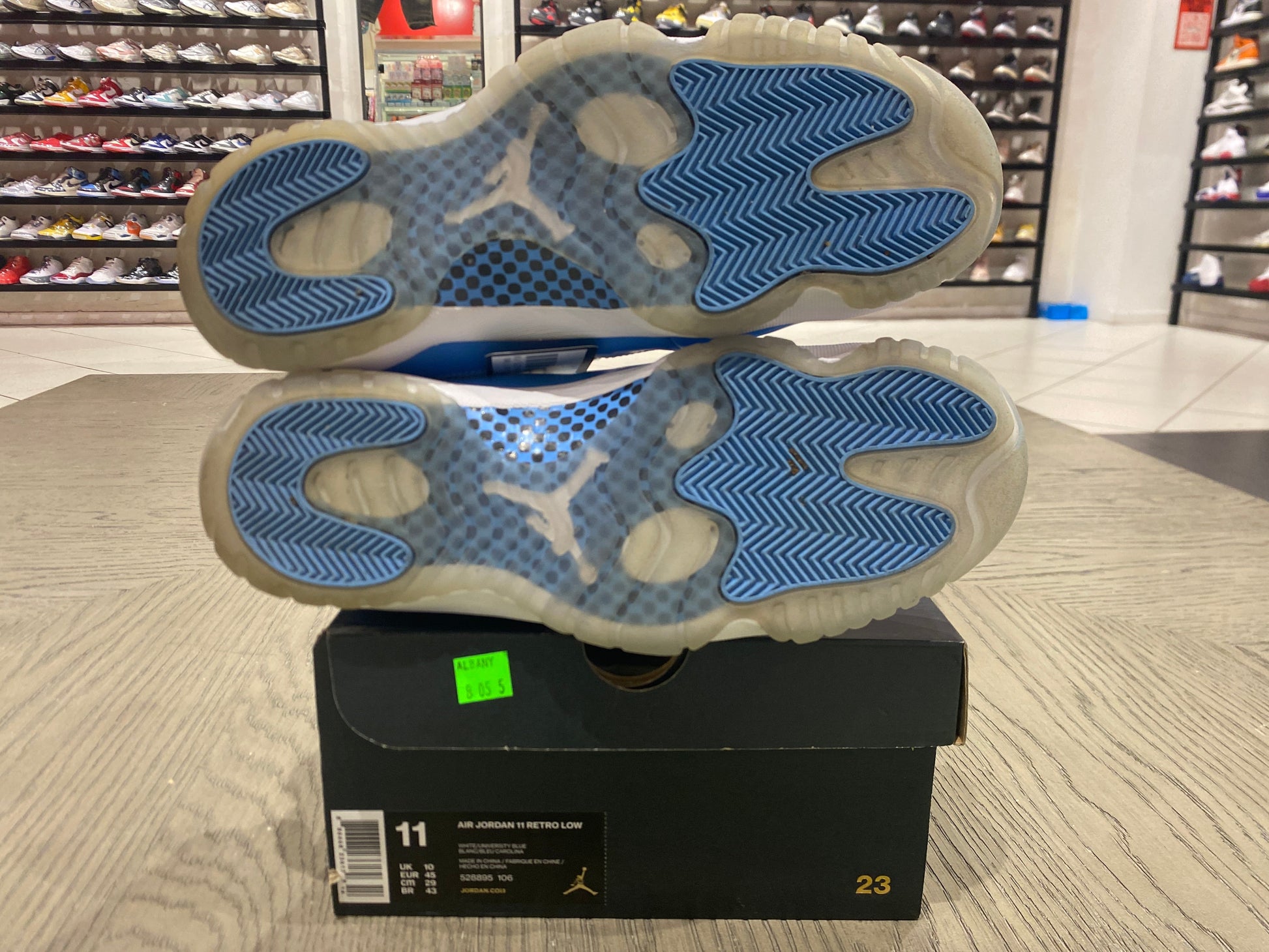 PRE OWNED Jordan 11 Retro Low University Blue (2017)