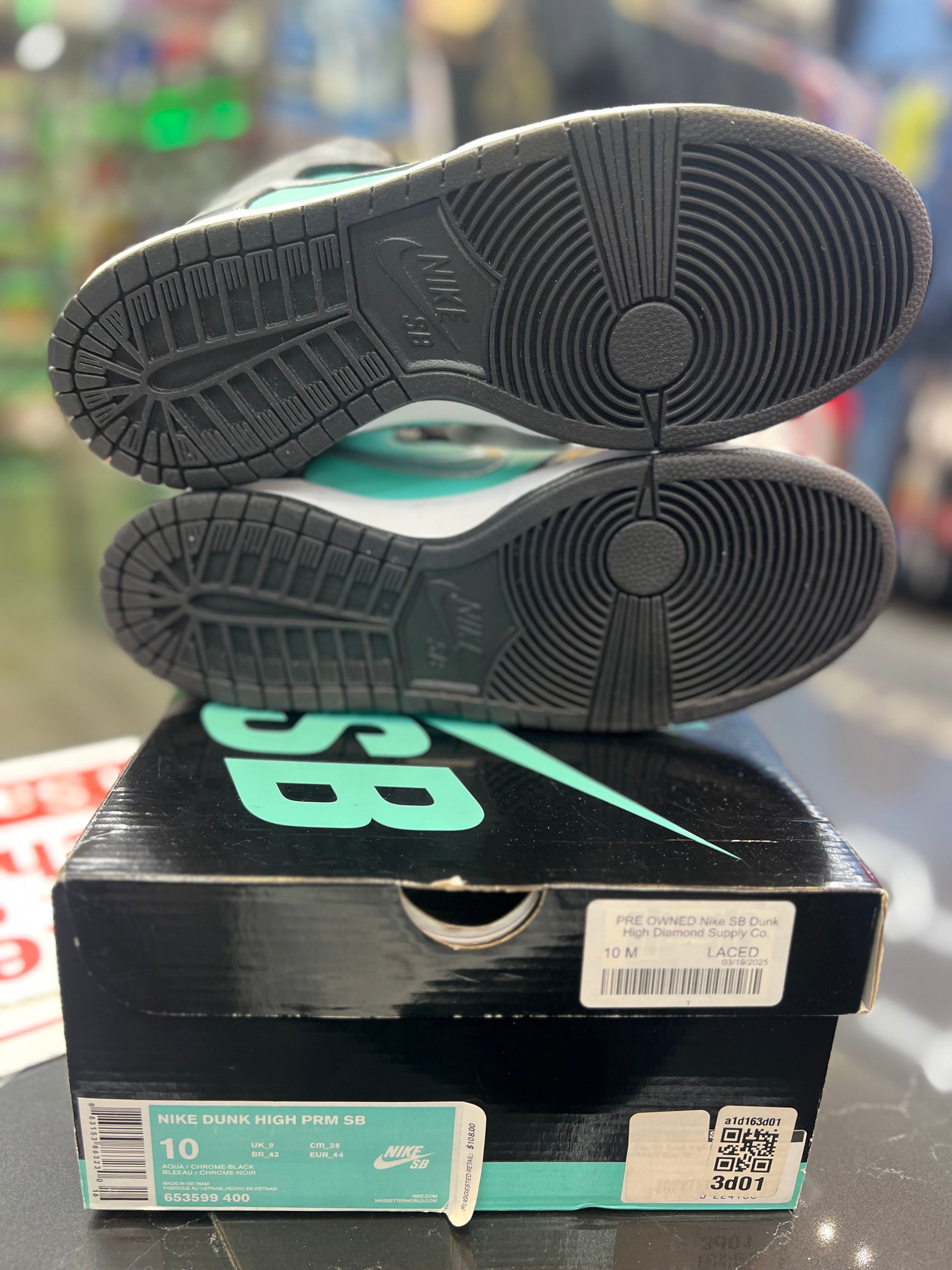 PRE OWNED Nike SB Dunk High Diamond Supply Co.