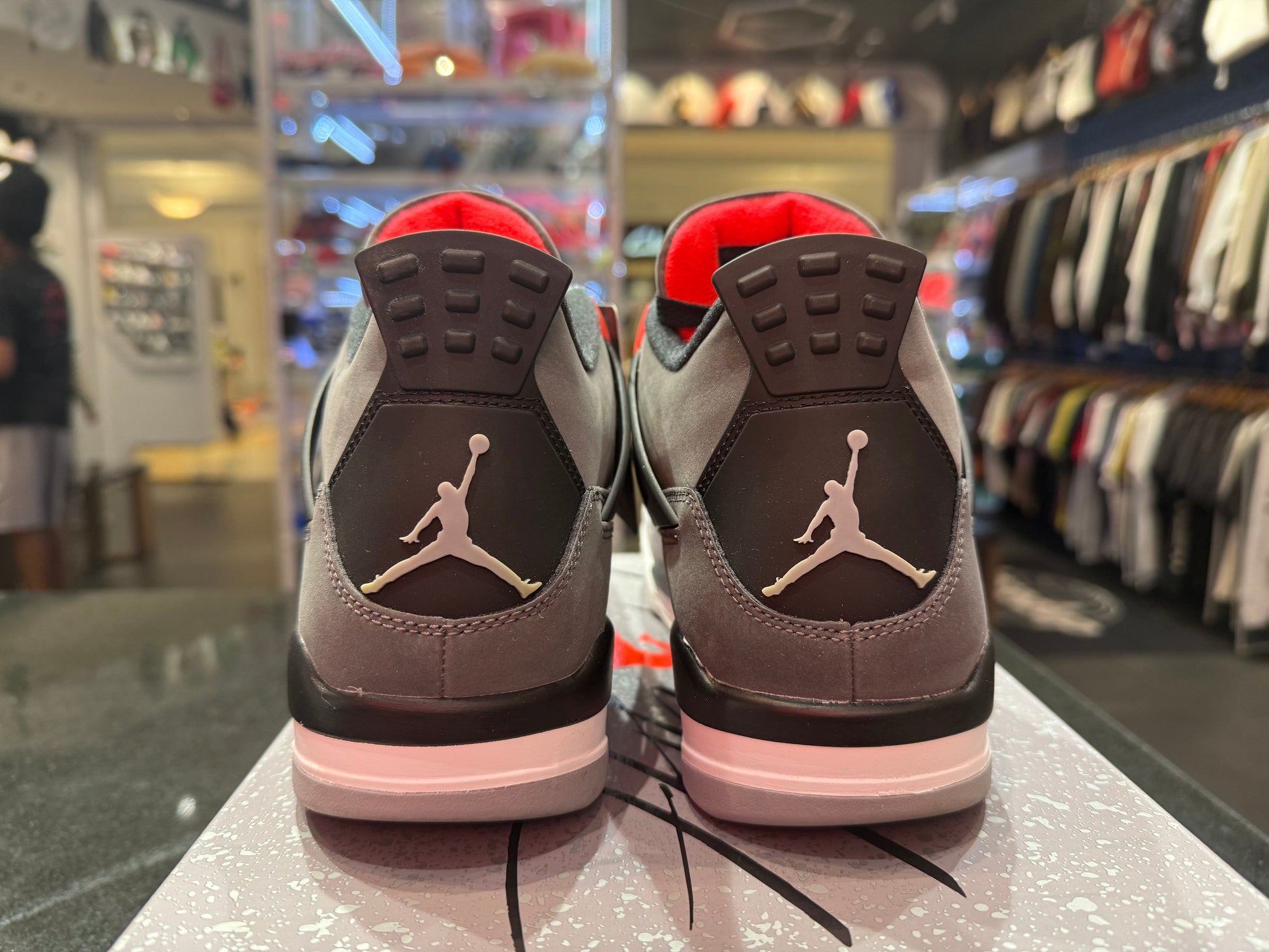 PRE OWNED Jordan 4 Retro Infrared