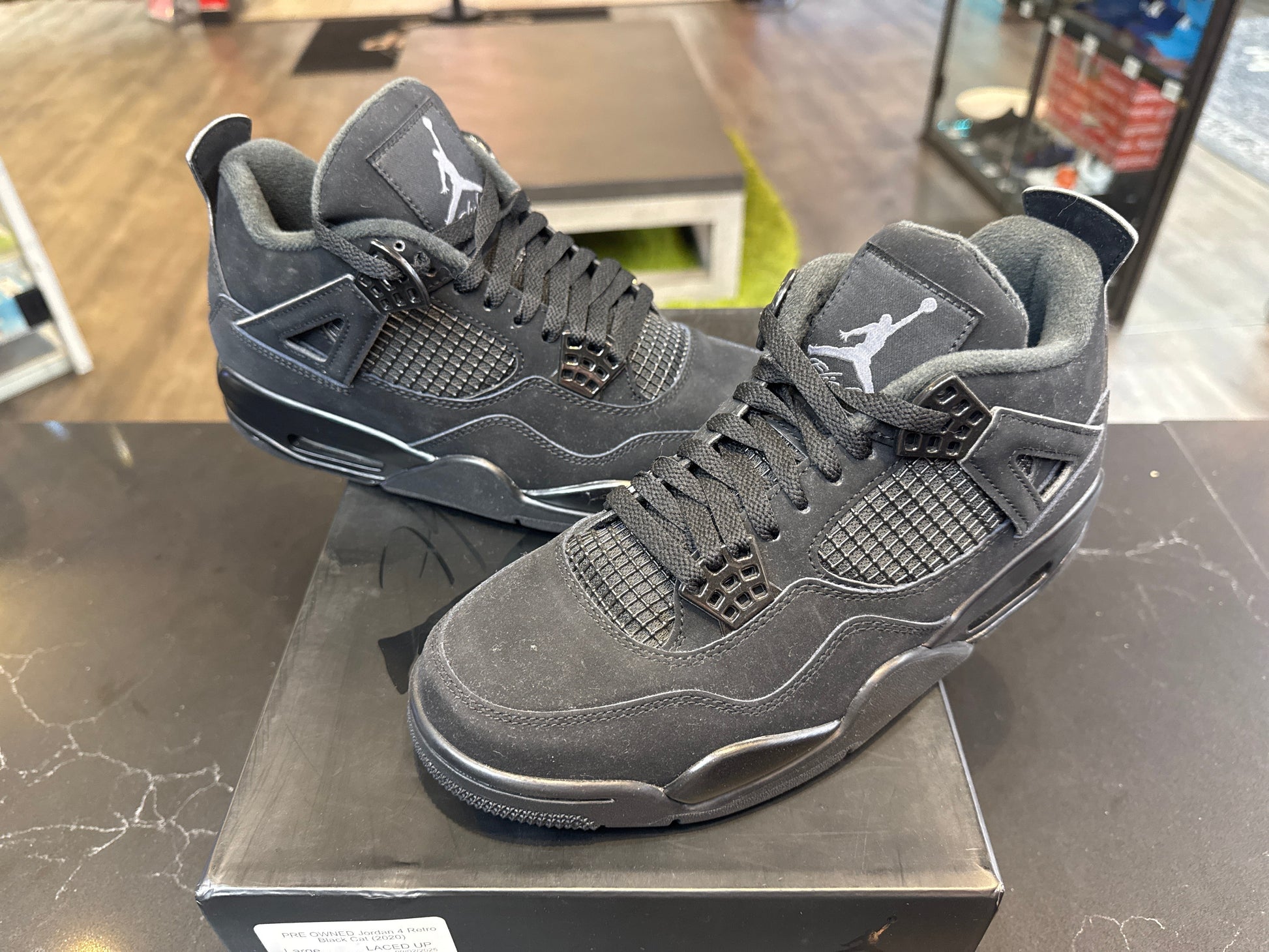 PRE OWNED Jordan 4 Retro Black Cat (2020)