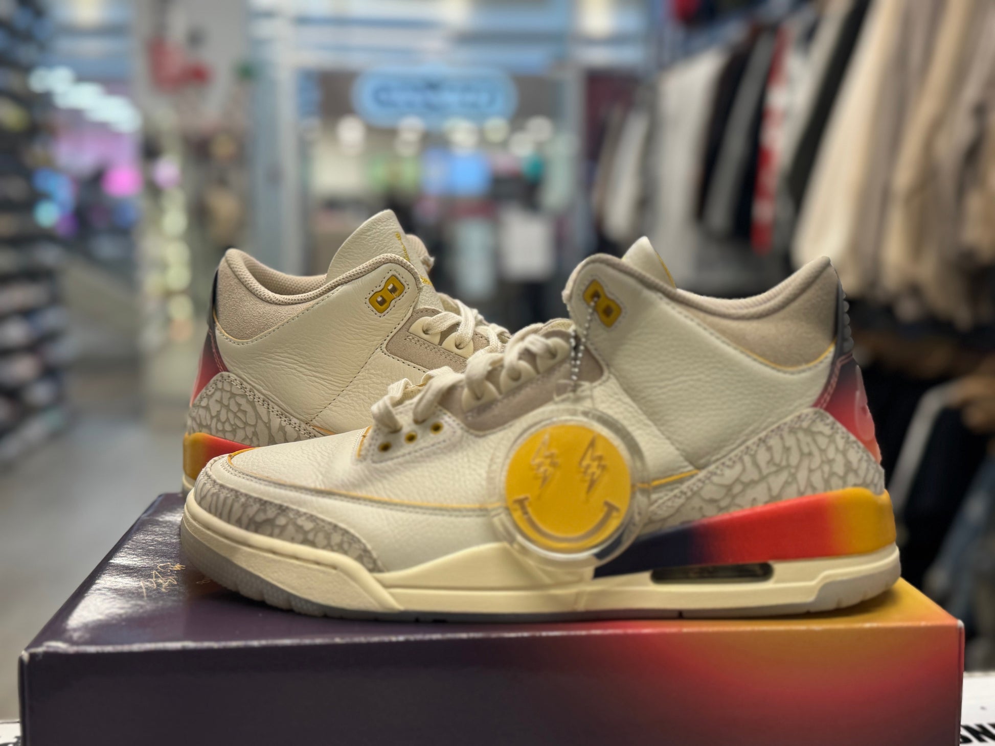 PRE OWNED Air Jordan Retro 3 SP J Balvin Medellín Sunset