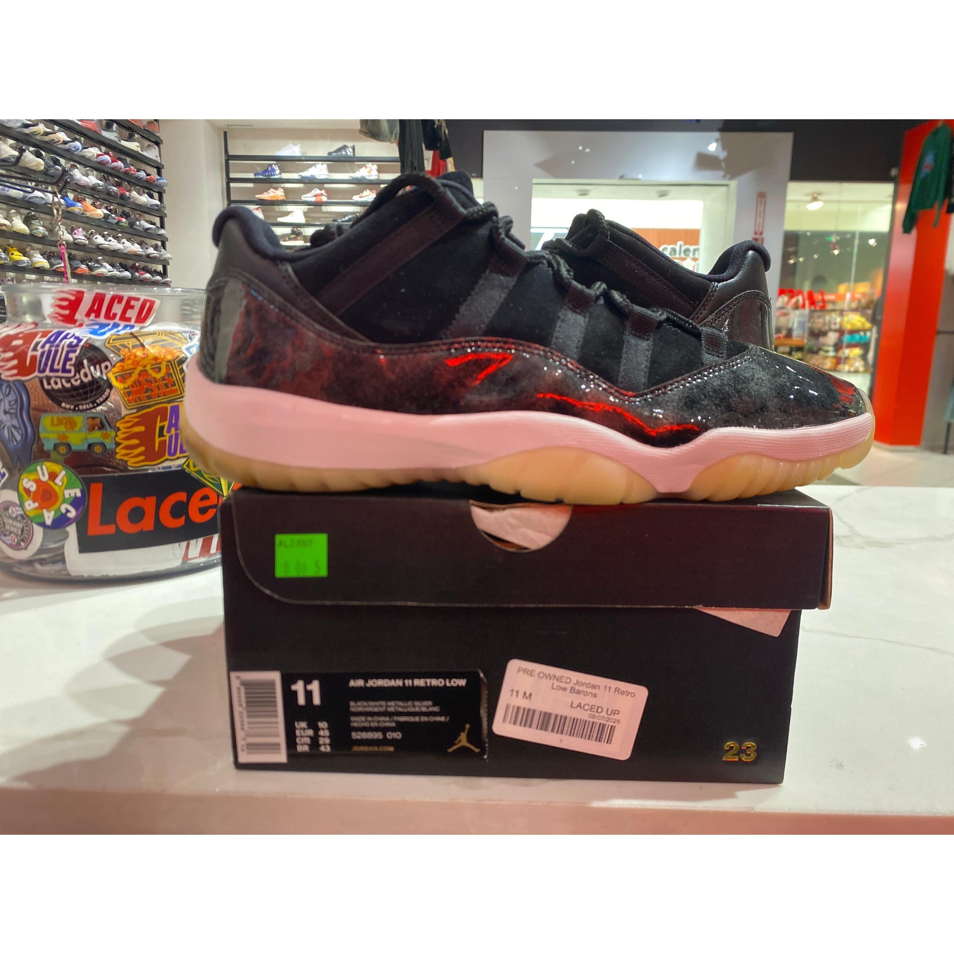 PRE OWNED Jordan 11 Retro Low Barons
